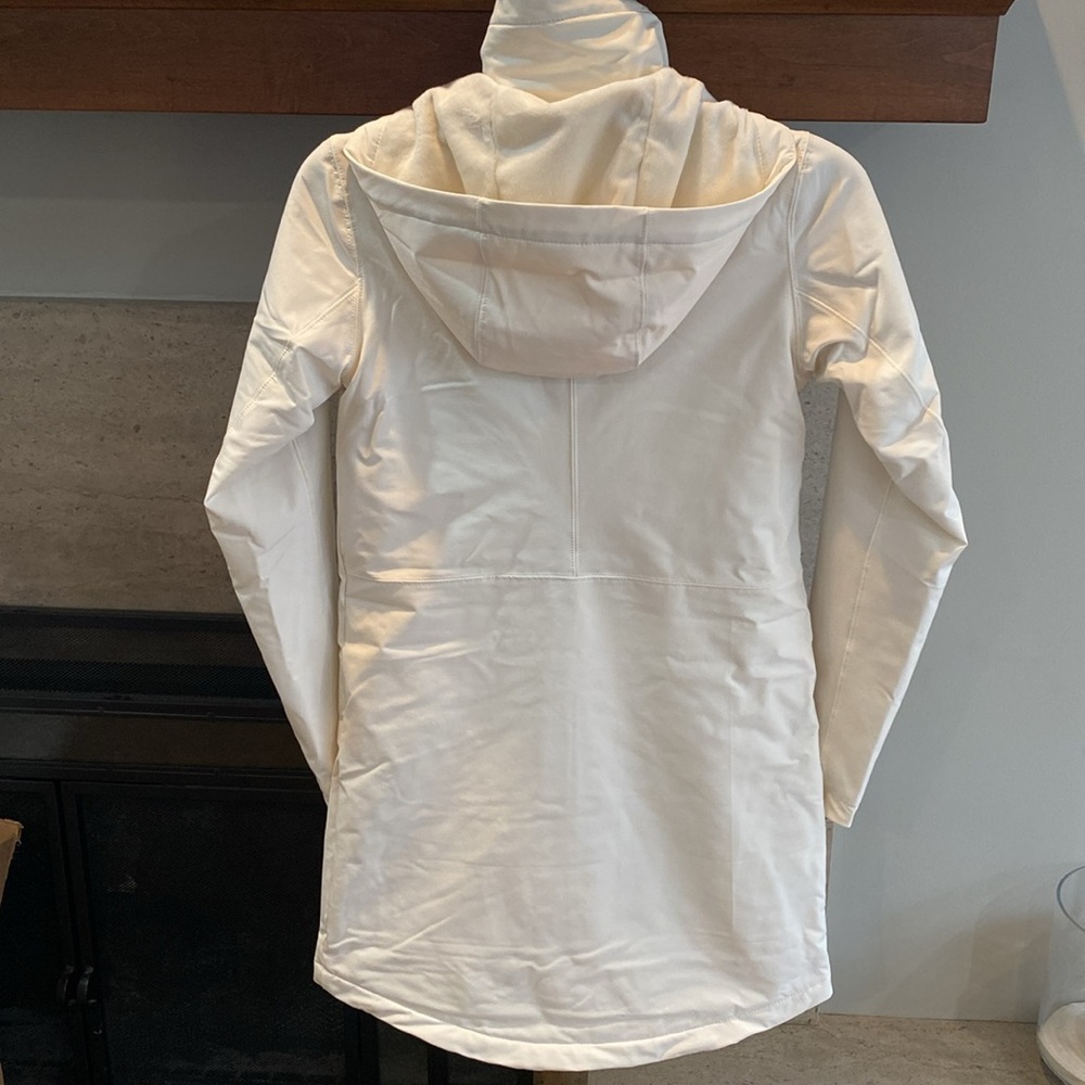 The North Face Cream Trench Coat - Picture 3 of 15